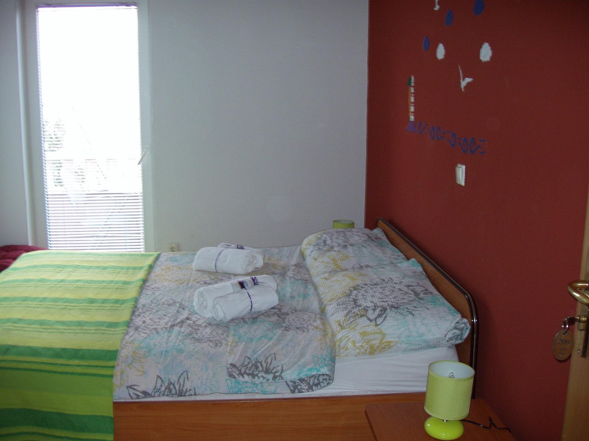 Apartment Toni Sveti Filip i Jakov