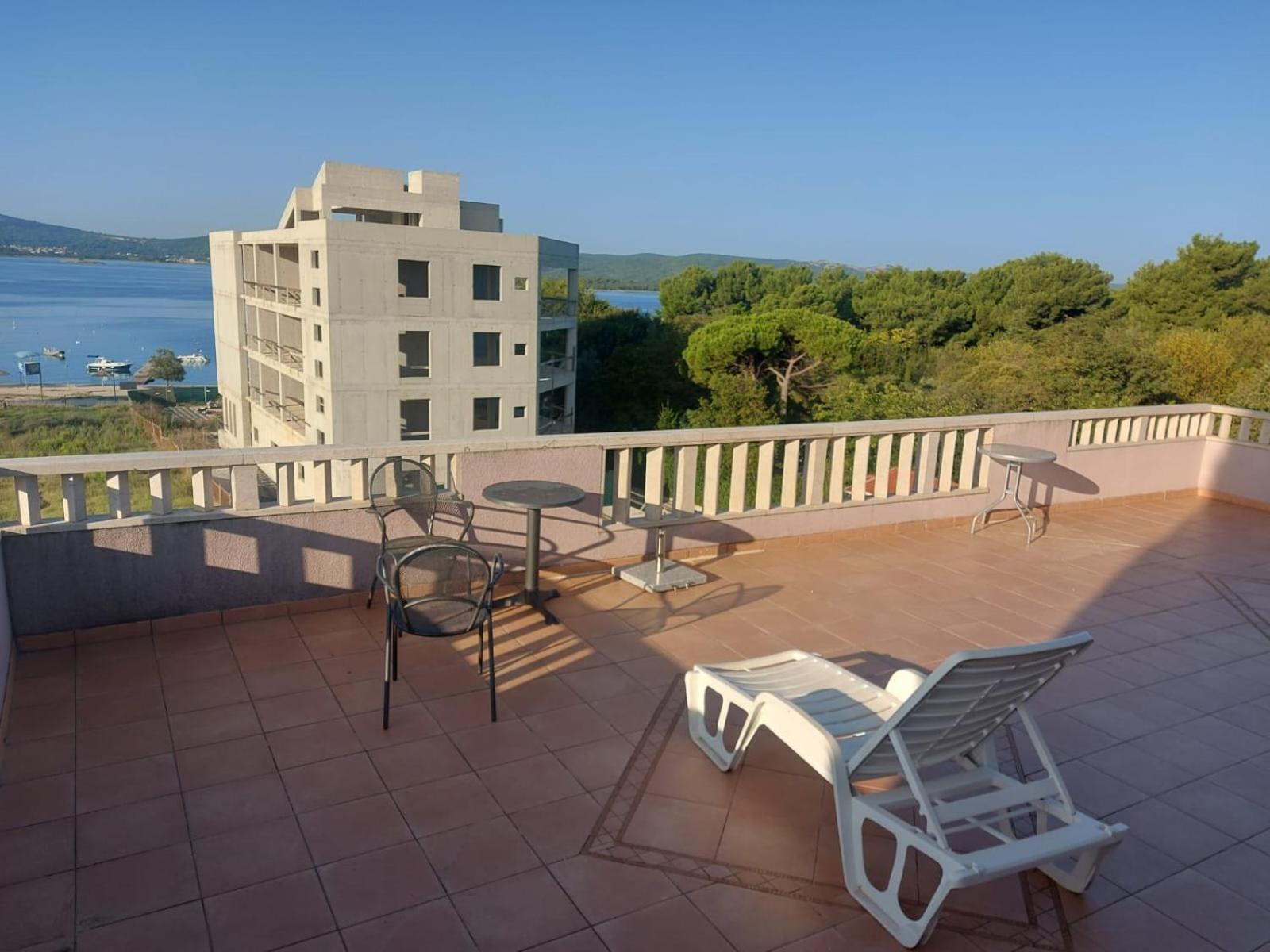 Apartment Toni Sveti Filip i Jakov